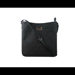 Authentic Michael Kors purse and wallet